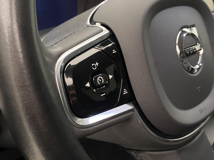 Volvo XC90 B5 AWD PLUS DARK AUT CZ 7míst