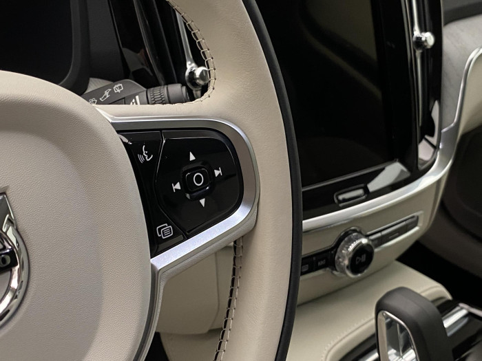 Volvo V60 T6 AWD PLUG-IN BRIGHT PLUS