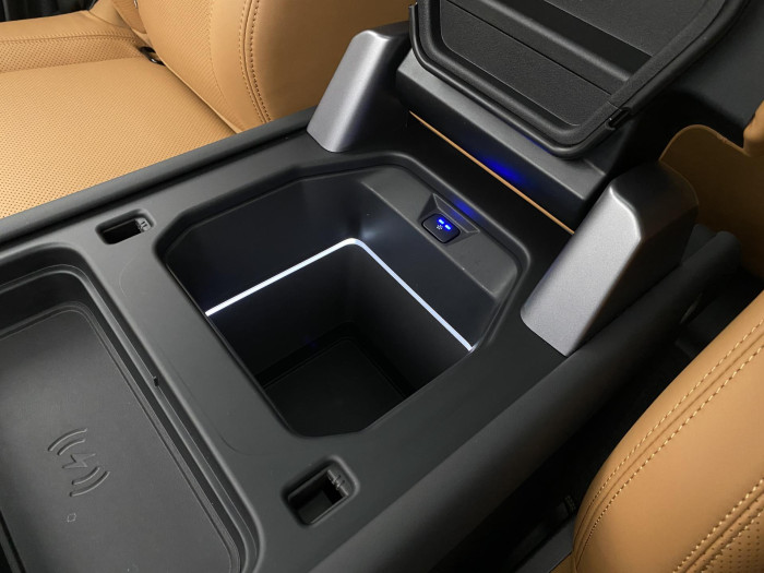 Land Rover Defender 110 P525 V8 EDITION AWD AUT CZ 5.0 V8 Edition