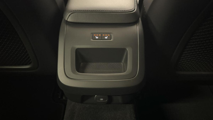 Volvo V60 CROSS COUNTRY REZERVACE