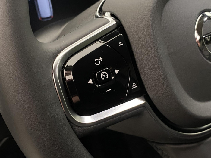 Volvo XC90 B5 AWD PLUS REZERVACE