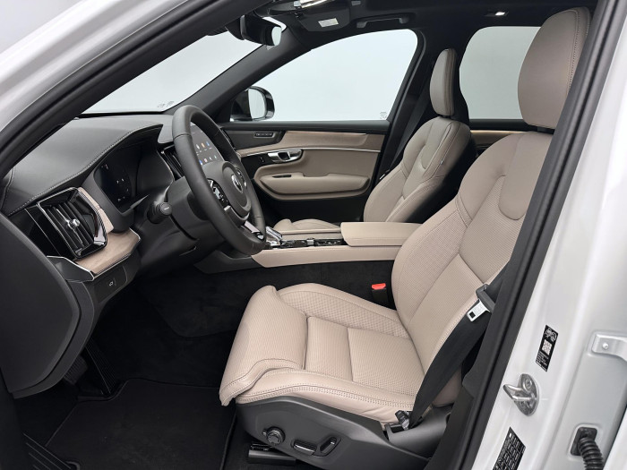 Volvo XC90 B5 AWD AUT DARK PLUS 7míst