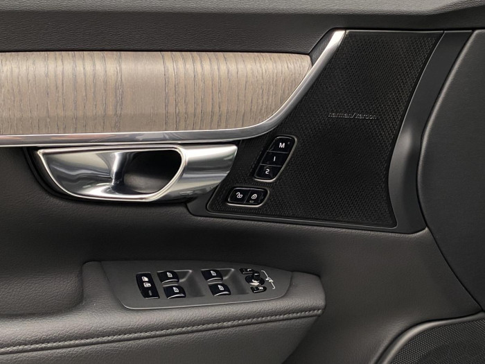 Volvo V90 CC D4 AWD ADVANCED REZERVACE 2.0 d CC CC