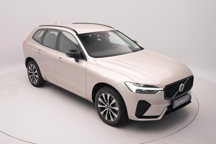 Volvo XC60 B4 AWD PLUS DARK CZ 1.maj