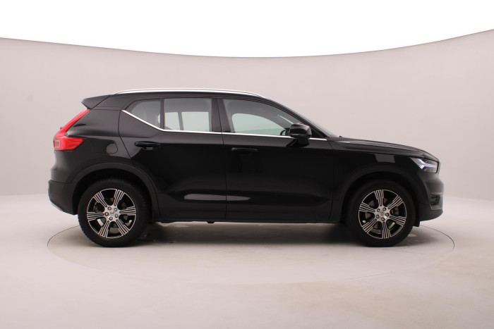 Volvo XC40 B4 AWD INSCRIPTION AUT CZ