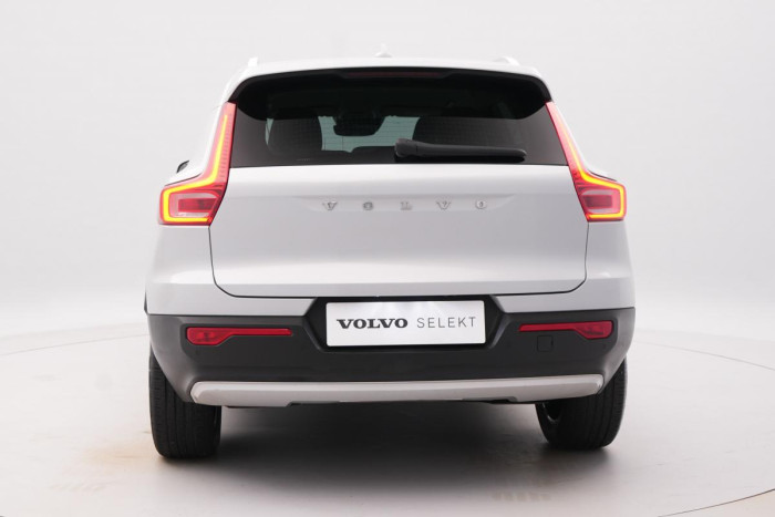 Volvo XC40 T4 AWD MOMENTUM PRO AUT 2.0 Momentum