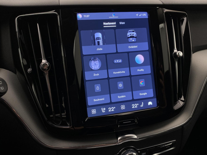 Volvo XC60 B5 AWD CORE AUT