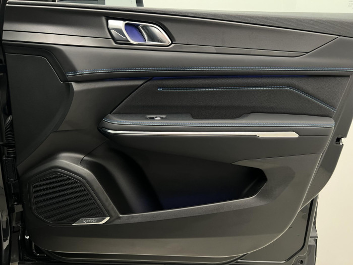 Lynk & Co 01 PHEV DCT AUT 1.maj.