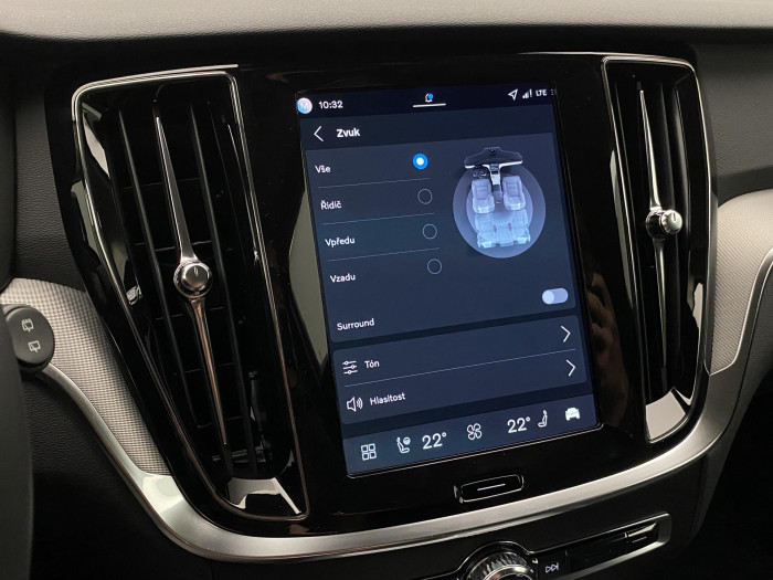 Volvo V60 B4 AUT BRIGHT PLUS