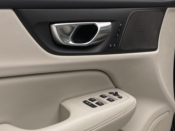 Volvo V60 B4 AUT BRIGHT PLUS