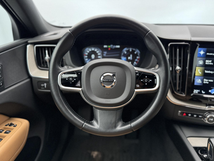Volvo XC60 B5 AWD INSCRIPTION AUT