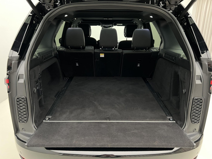 Land Rover Discovery D250 R-DYNAMIC SE AWD AUT 3.0 d Dynamic SE