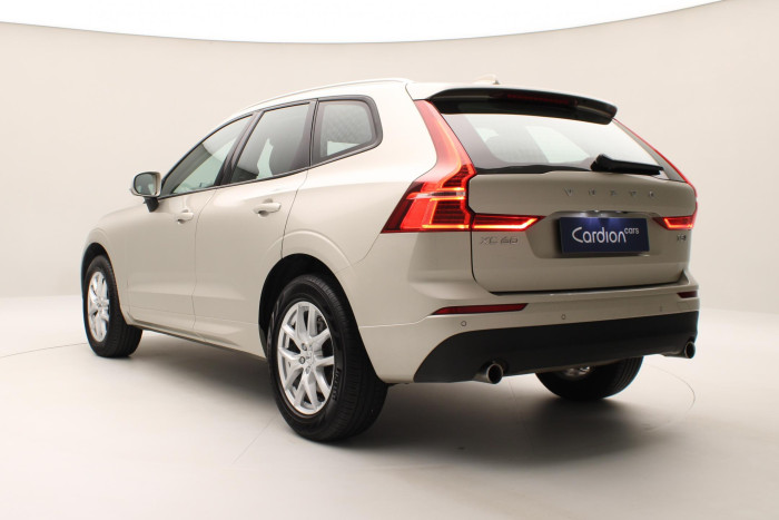 Volvo XC60 T5 AWD MOMENTUM AUT 2.0 Momentum
