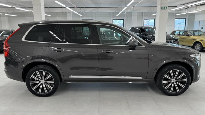 Volvo XC90 B5 AWD PLUS BRIGHT REZERVACE 2.0 Plus