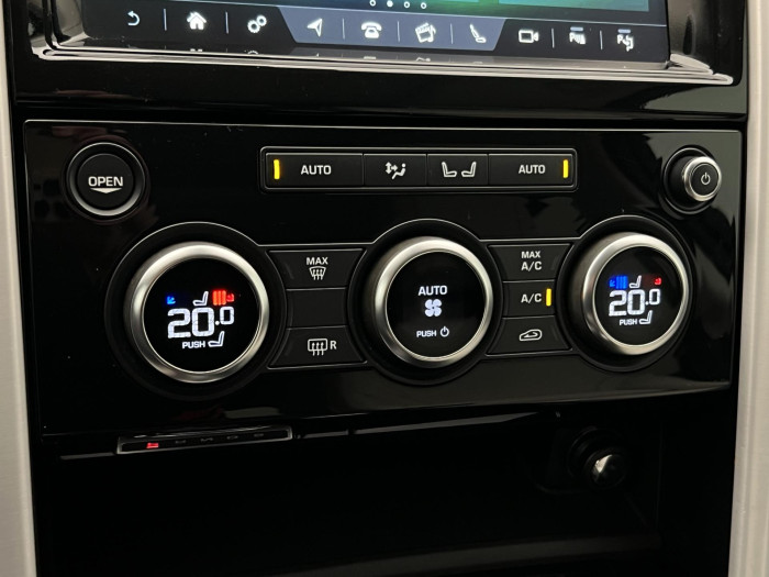 Land Rover Discovery 3.0 TDV6 HSE AWD Aut CZ