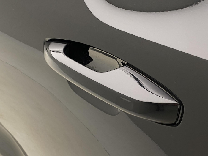 Volvo XC40 B4 AUT PLUS BLACK EDITION