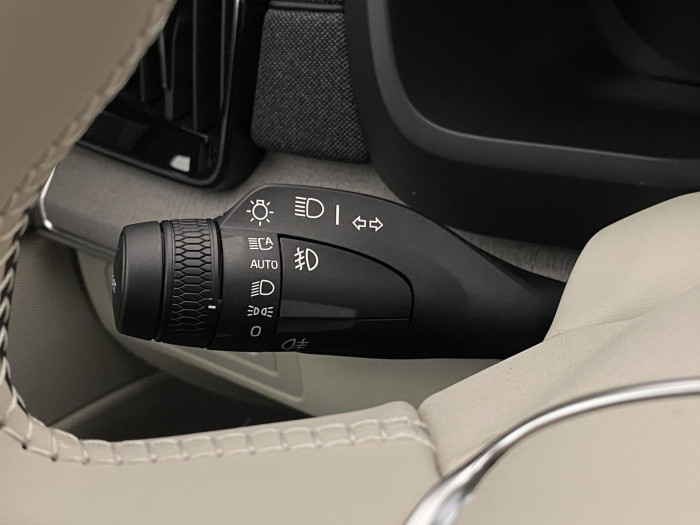 Volvo XC90 T8 AWD RECHARGE DARK PLUS 7m