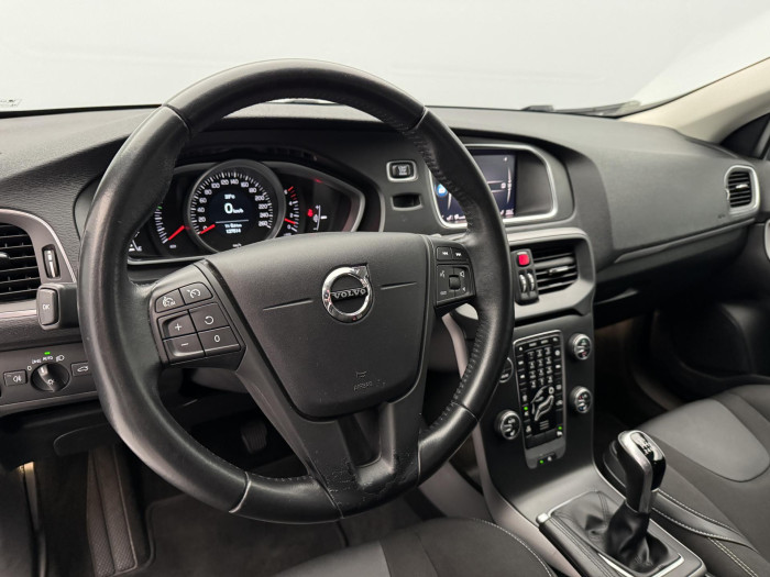 Volvo V40 D2 BLACK EDITION 2.0 d Edition