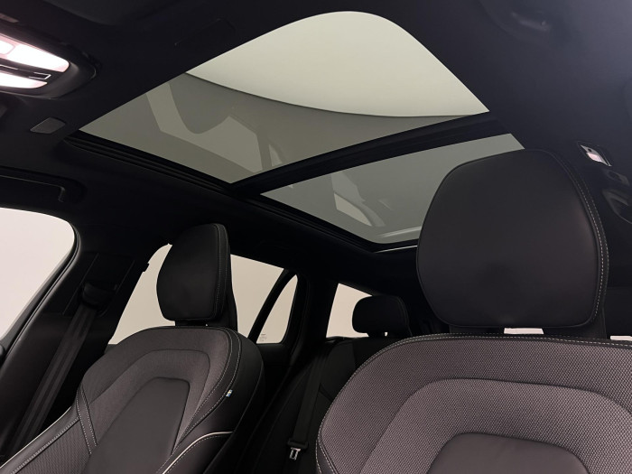 Volvo V60 B4 ULTRA DARK AUT 1.maj.