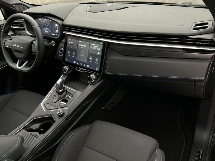 Lynk & Co 01 PHEV DCT AUT