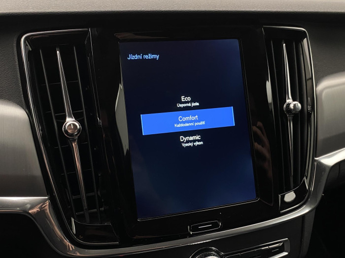 Volvo V90 D4 MOMENTUM AUT 2.0 d Momentum