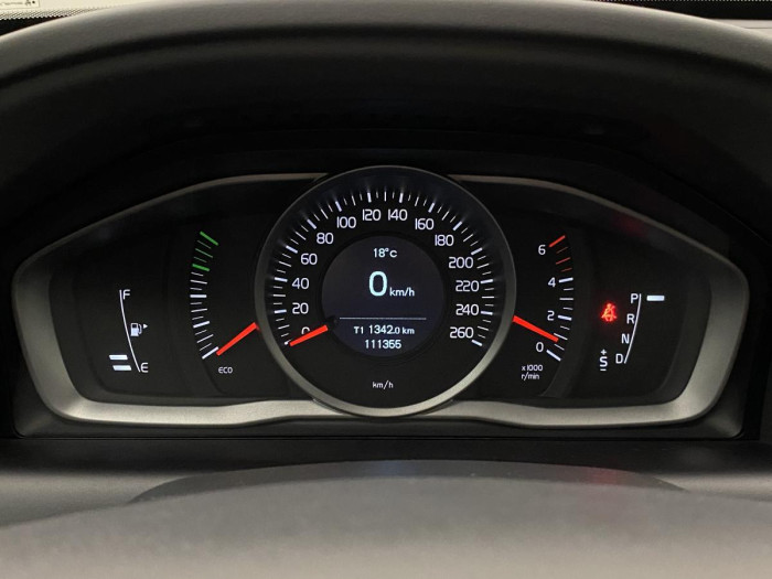 Volvo XC60 D4 AWD MOMENTUM REZERVACE 2.4 d Momentum
