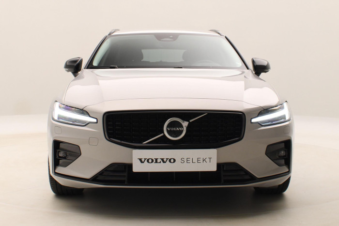Volvo V60 B4 PLUS DARK AUT 1.maj
