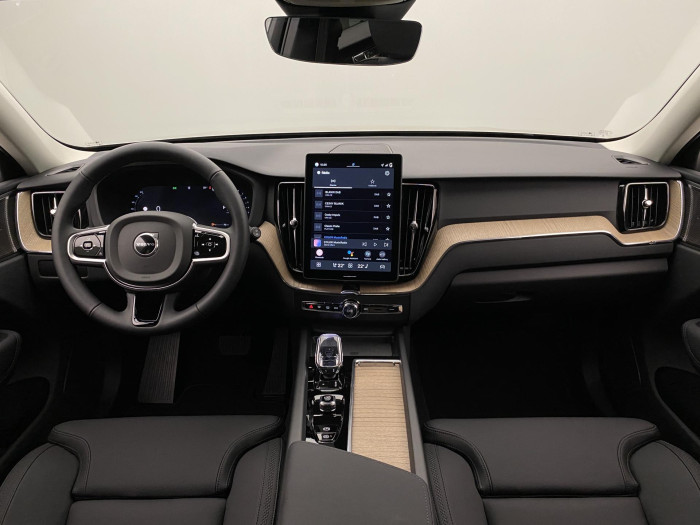 Volvo XC60 B5 AWD AUT DARK PLUS