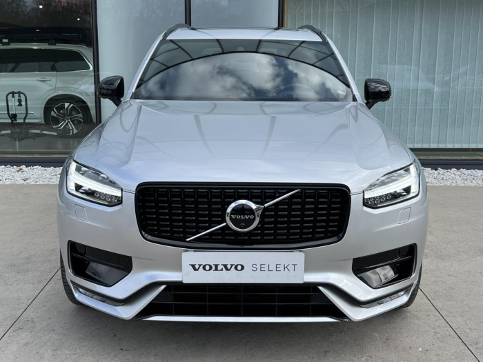 Volvo XC90 B5 AWD R-DESIGN 7MÍSTNÁ AUT