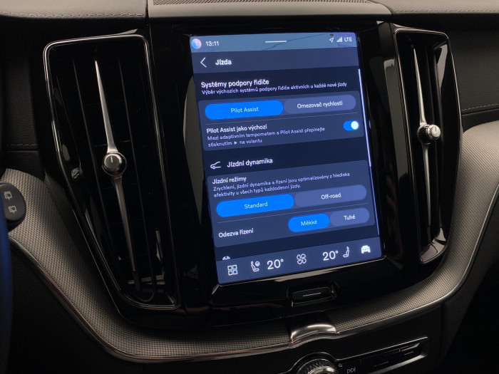 Volvo XC60 B5 AWD DARK ULTIMATE AUT CZ