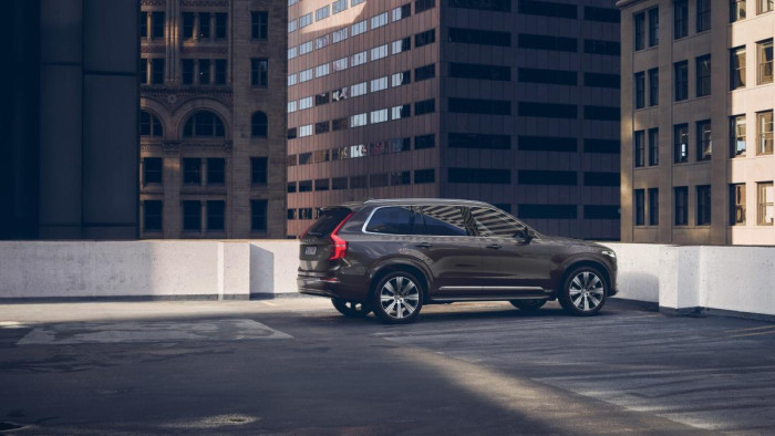 Volvo XC90 B6 AWD AUT BRIGHT PLUS 7-míst 2.0 Plus