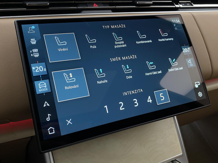 Land Rover Range Rover SV P615 SWB