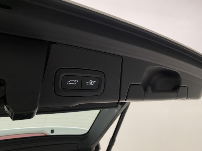 Volvo XC60 T8 AWD TWIN ENGINE R-DESIGN