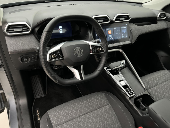 MG ZS 1.5 EMOTION HYBRID+ AUT CZ