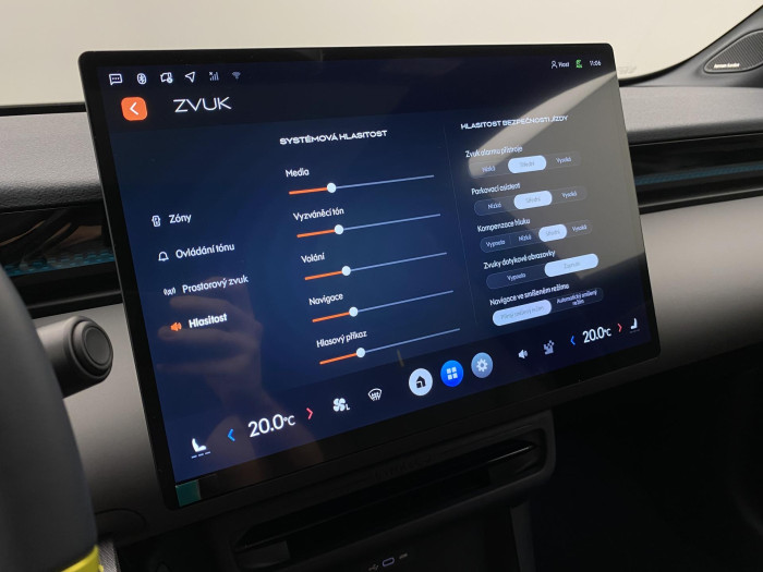 Lynk & Co 02 MORE EV