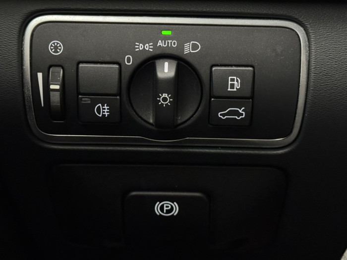 Volvo XC60 D4 AWD MOMENTUM AUT 2.4 d Momentum