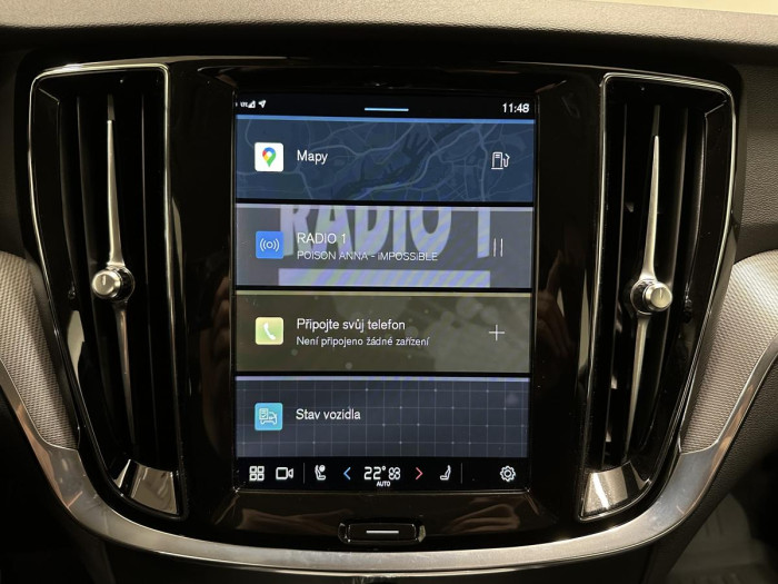 Volvo V60 CROSS COUNTRY B4 REZERVACE