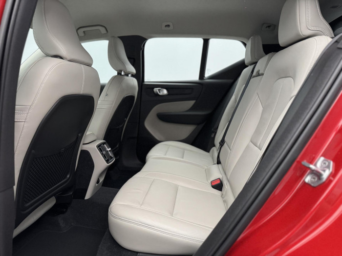 Volvo XC40 T3 MOMENTUM CZ 1.5 Momentum