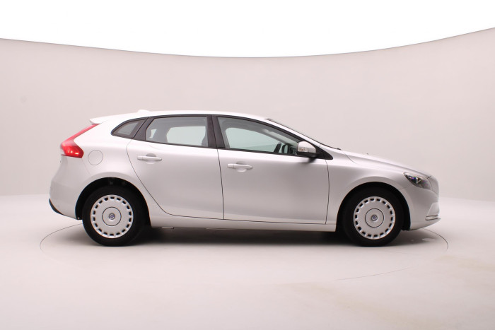 Volvo V40 D2 ES 2.0D 88kW TAŽNÉ 2.0 d d