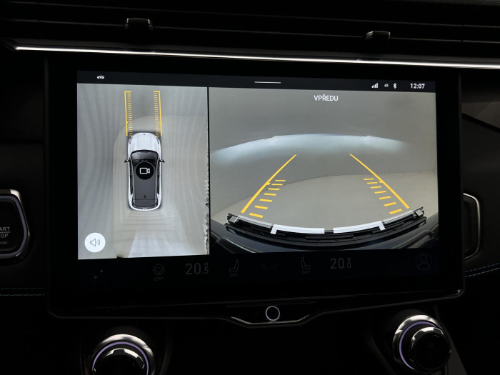 Lynk & Co 01 PHEV DCT AUT 1.maj.