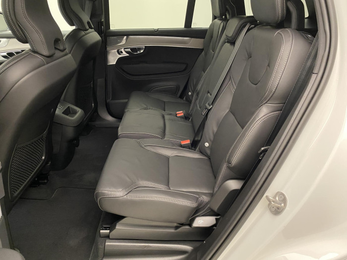 Volvo XC90 B5 AWD BLACK EDITION PLUS 7