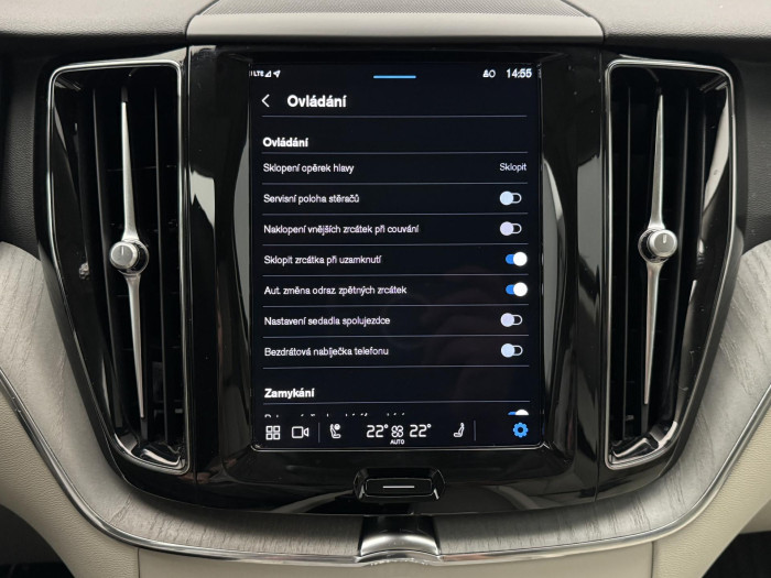 Volvo XC60 T6 AWD RECHARGE PLUS BRIGHT CZ