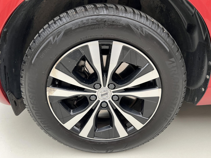 Volvo XC60 T5 AWD MOMENTUM PRO AUT 2.0 Momentum