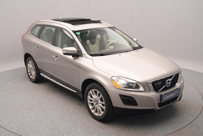 Volvo XC60 D3 AWD SUMMUM AUT CZ 2.4 d Summum
