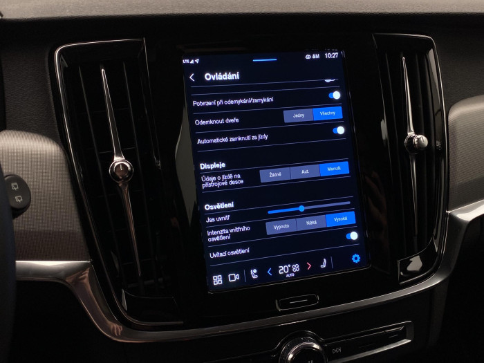 Volvo V90 T6 AWD PLUG-IN DARK PLUS AUT