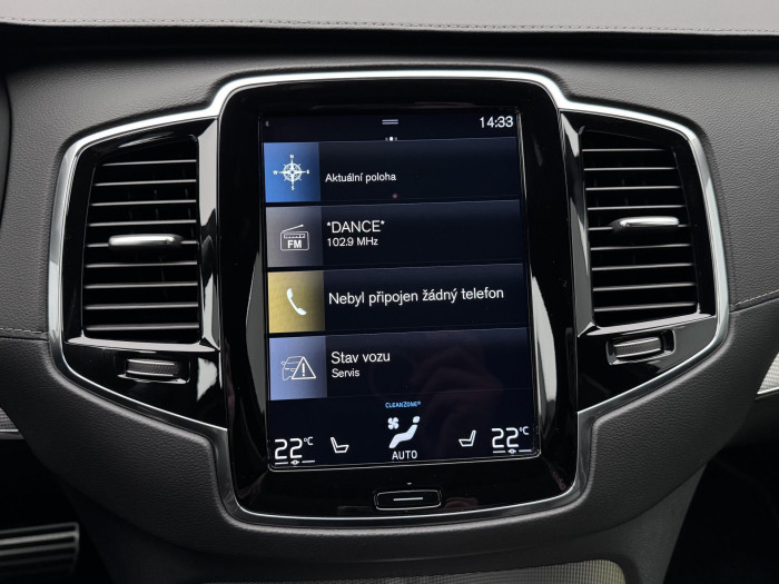 Volvo XC90 B5 AWD R-DESIGN REZERVACE