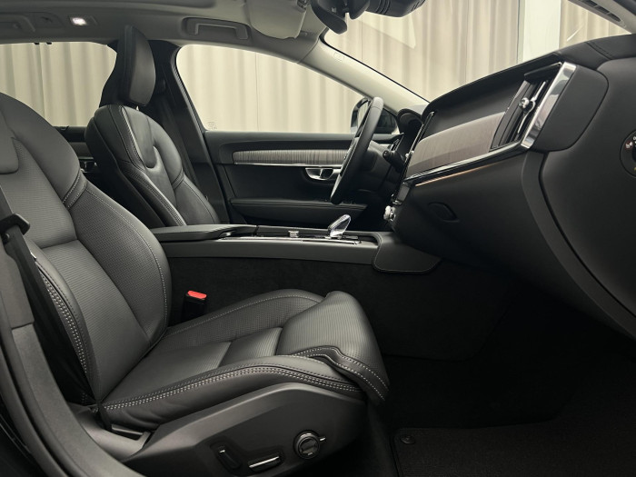 Volvo V90 CC B5 AWD ULTIMATE AUT 1.maj. 2.0 CC CC