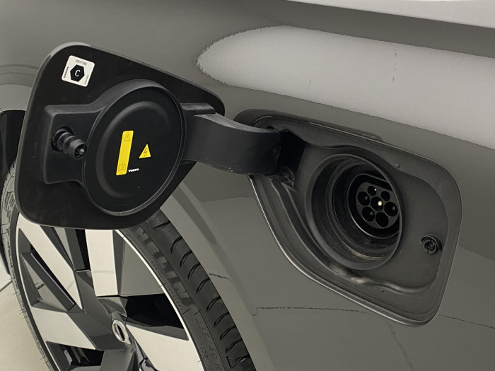 Volvo S60 T6 AWD PLUS DARK RECHARGE AUT