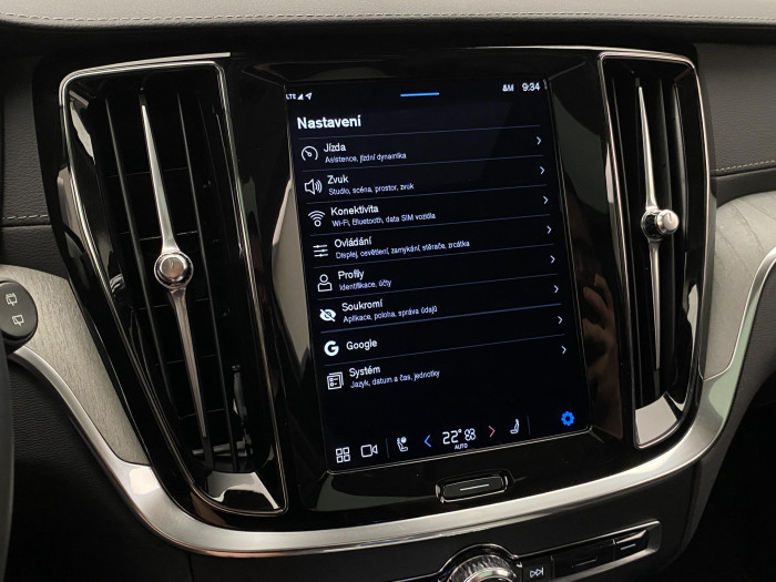 Volvo V60 CC B5 AWD ULTIMATE AUT 1.maj 2.0 CC CC