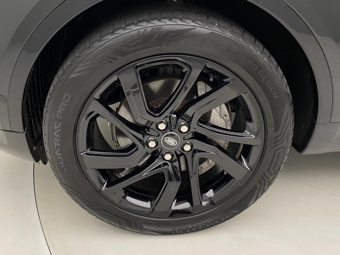 Land Rover Discovery D250 AWD R-DYNAMIC REZERVACE 3.0 d Dynamic